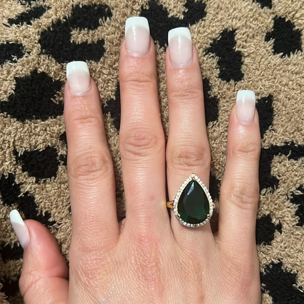 Gold emerald and rhinestone ring